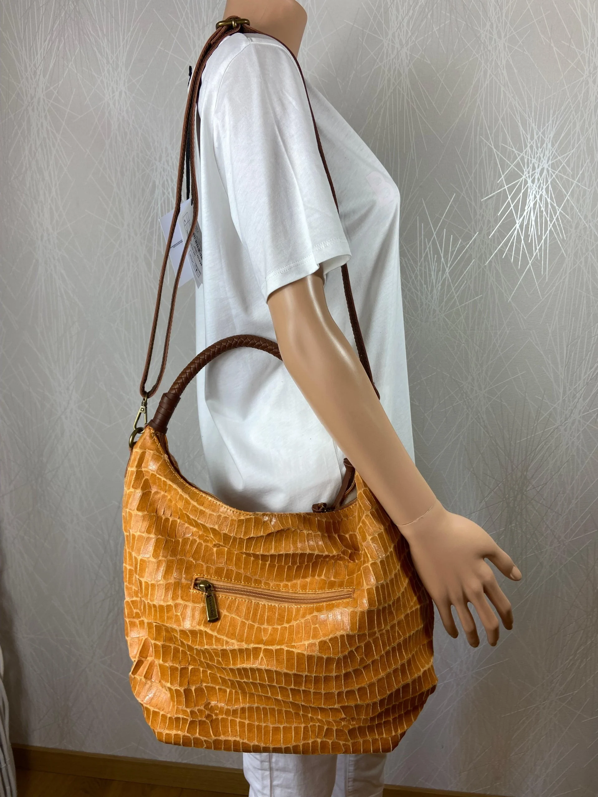Grand sac à main avec bandoulière reglable effet cuir marron craquelé Mandoline – Image 4