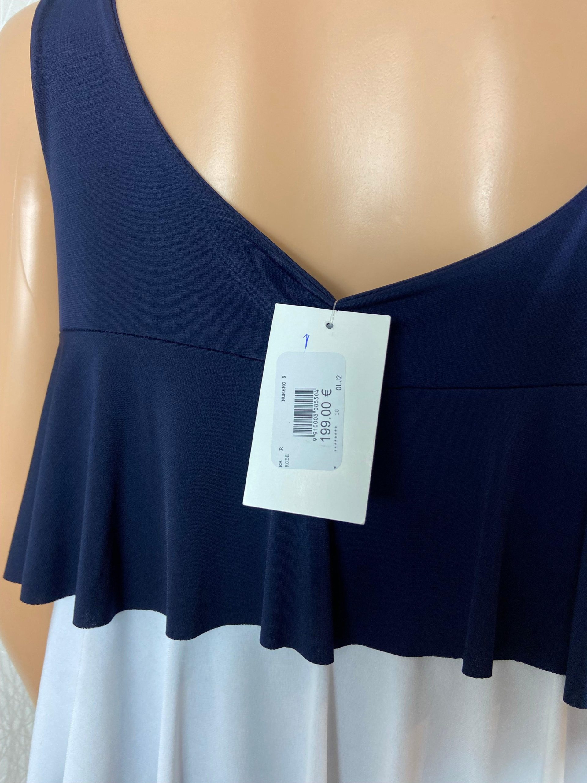 Robe longue bleu marine et blanc volants bretelles Edmond Boublil – Image 5