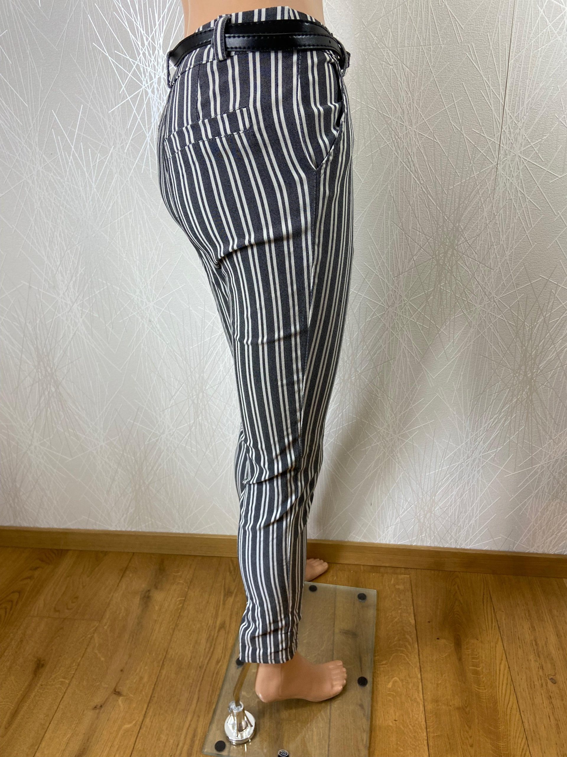 Pantalon stretch rayures blanches et grises Made In Italy – Image 3
