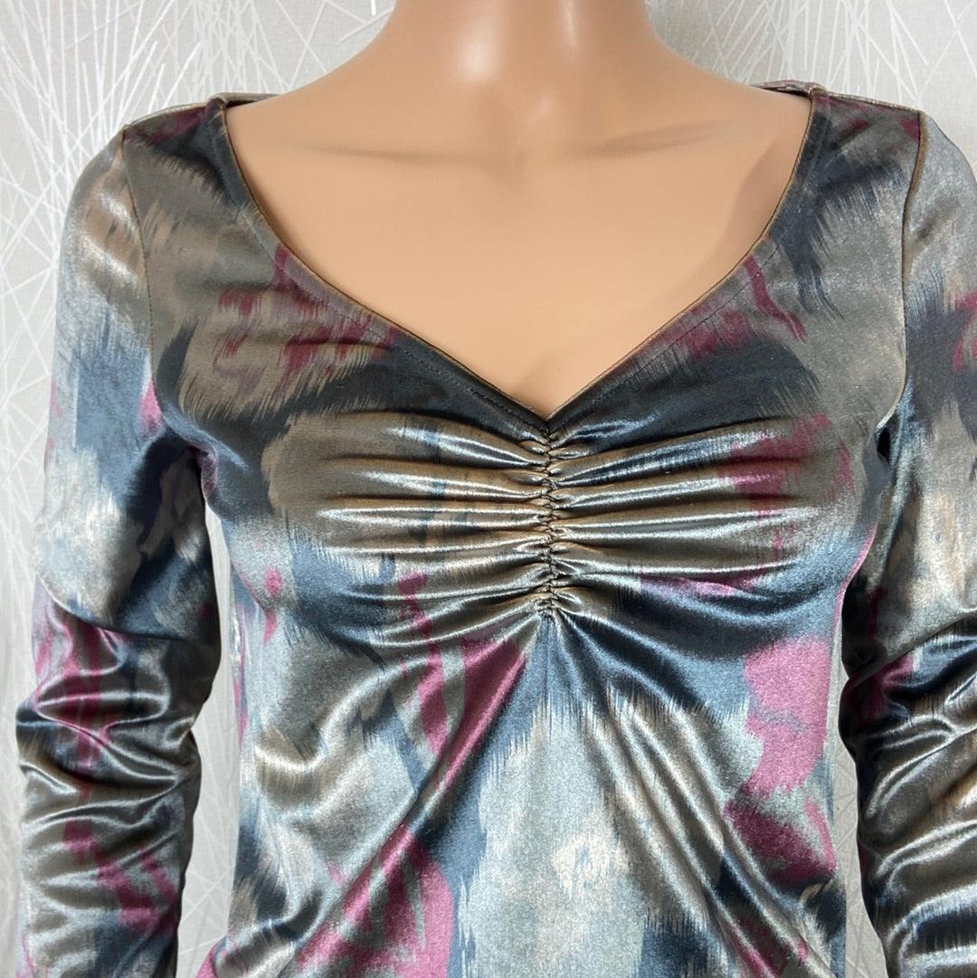 Blouse velours tons gris rose avec plis Maliparmi – Image 3