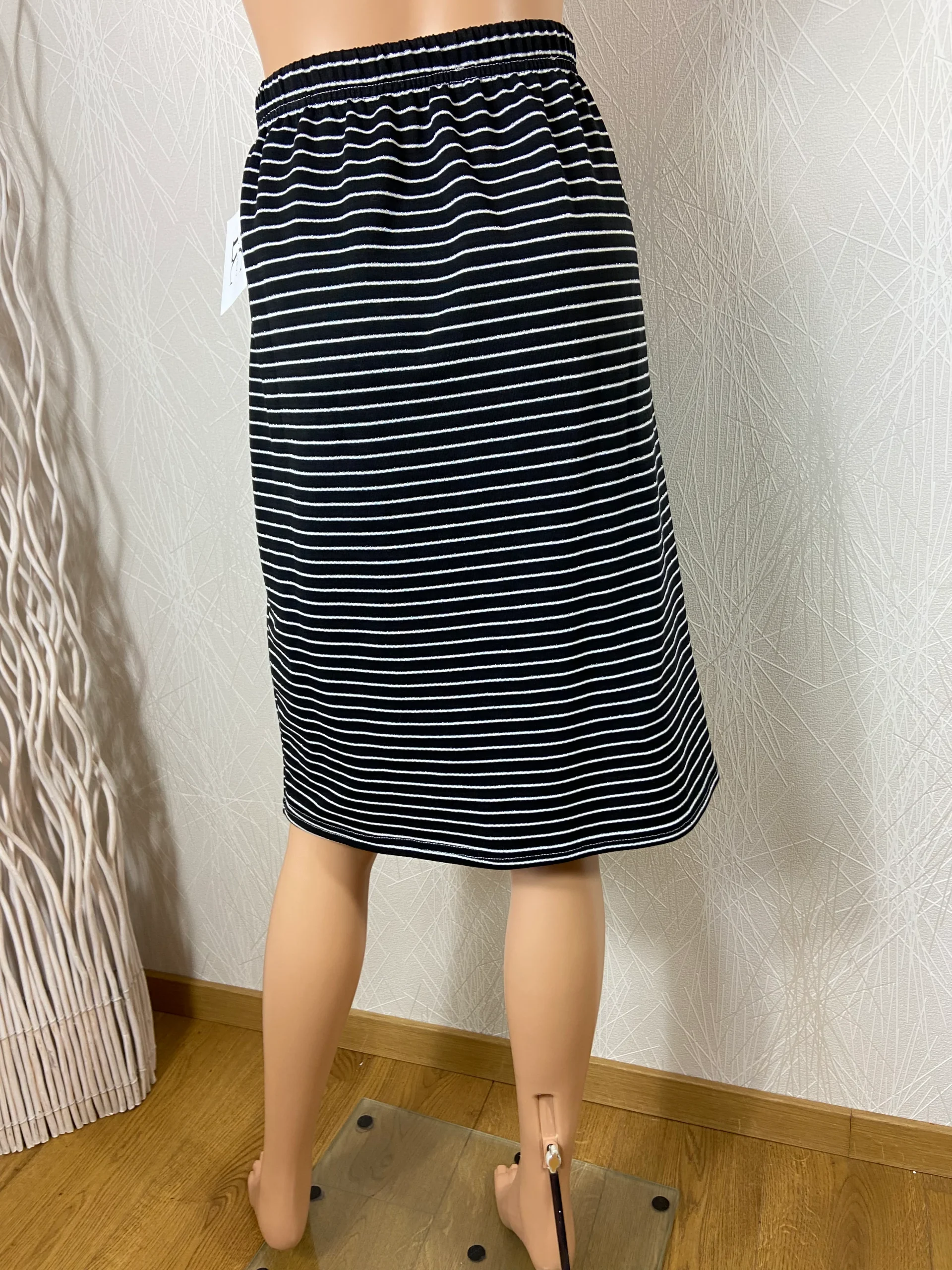 Jupe coton noire rayures argentées taille haute élastique Edmond Boublil – Image 5